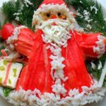 Салат на Новый год в виде Деда Мороза